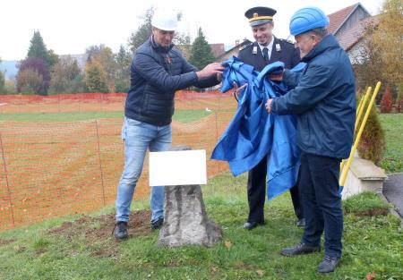 TEMELJNI KAMEN DOMA ZAŠČITE IN REŠEVANJA Z MEDGENERACIJSKIM CENTROM RAKEK 28 FOTO LJUBO VUKELIČ
